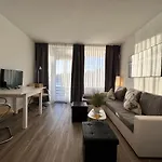Modern Seeblick Balkon 2 Min Zur Gondel