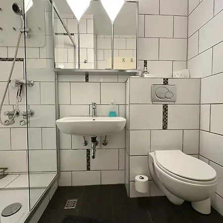 Lejlighed Modern Seeblick Balkon 2 Min Zur Gondel